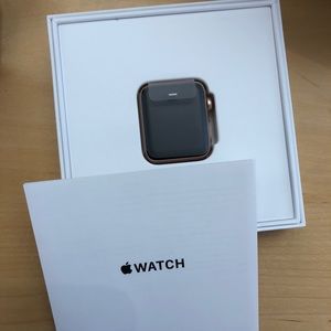 Apple Watch Series 3 + Cellular 38mm Face